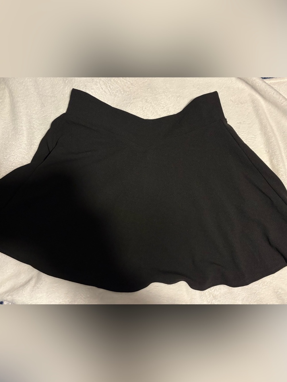 SHEIN Black Flared Mini Skirt